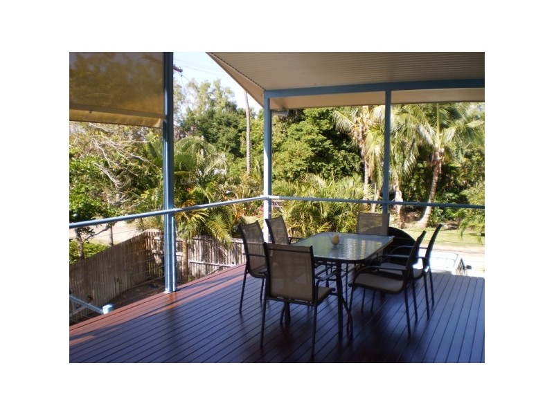 60  Hayles Ave, Arcadia, Magnetic Island QLD 4819