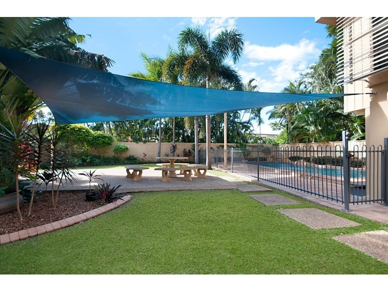 21 Acacia Street, Mundingburra QLD 4812