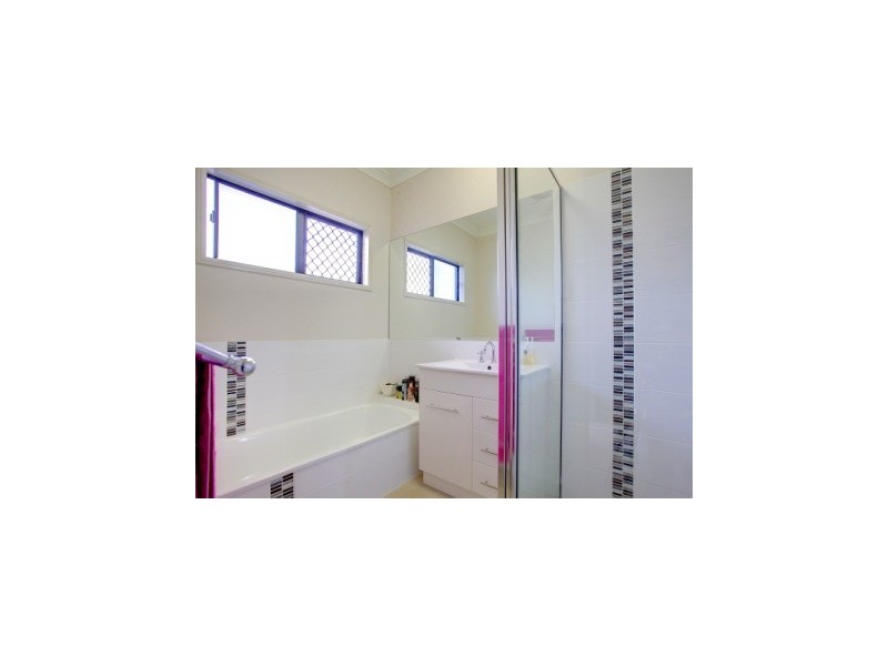 20 Paddington Terrace, Douglas QLD 4814