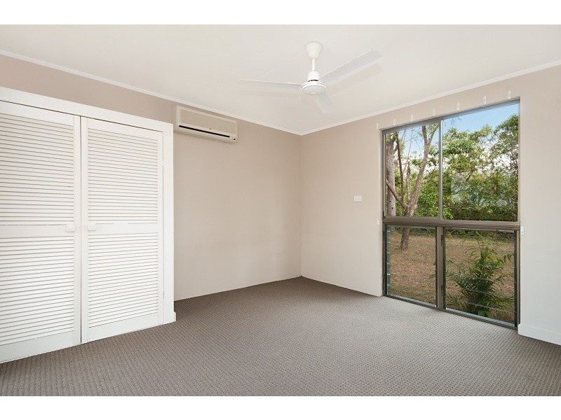 17 Duggan Drive, Alligator Creek QLD 4816