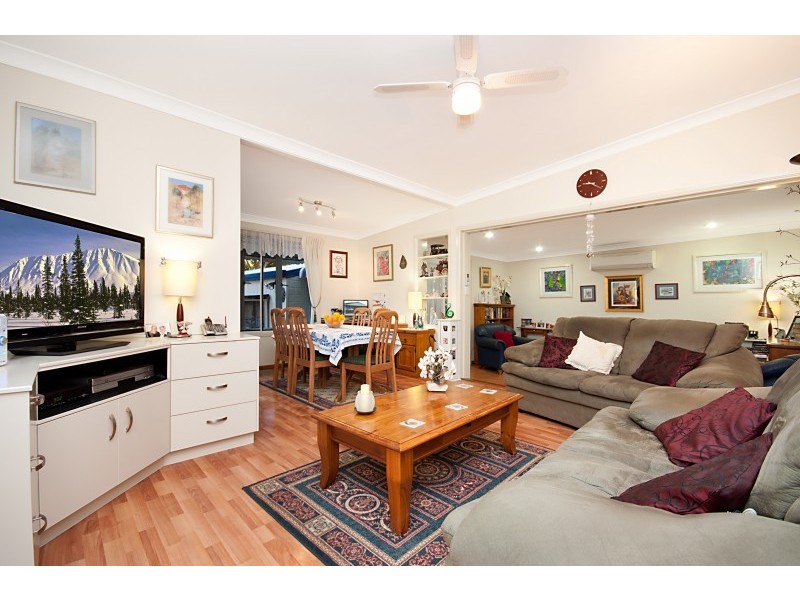 128 Queens Road, Hermit Park QLD 4812