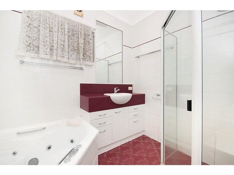 128 Queens Road, Hermit Park QLD 4812