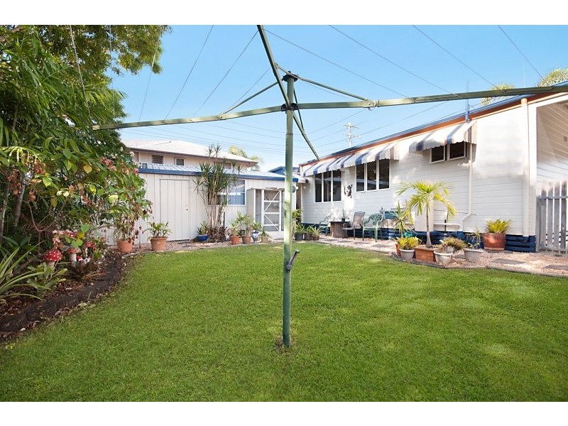 128 Queens Road, Hermit Park QLD 4812