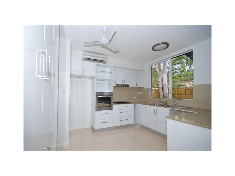 3 Boulder Court  Nelly Bay, Magnetic Island QLD 4819