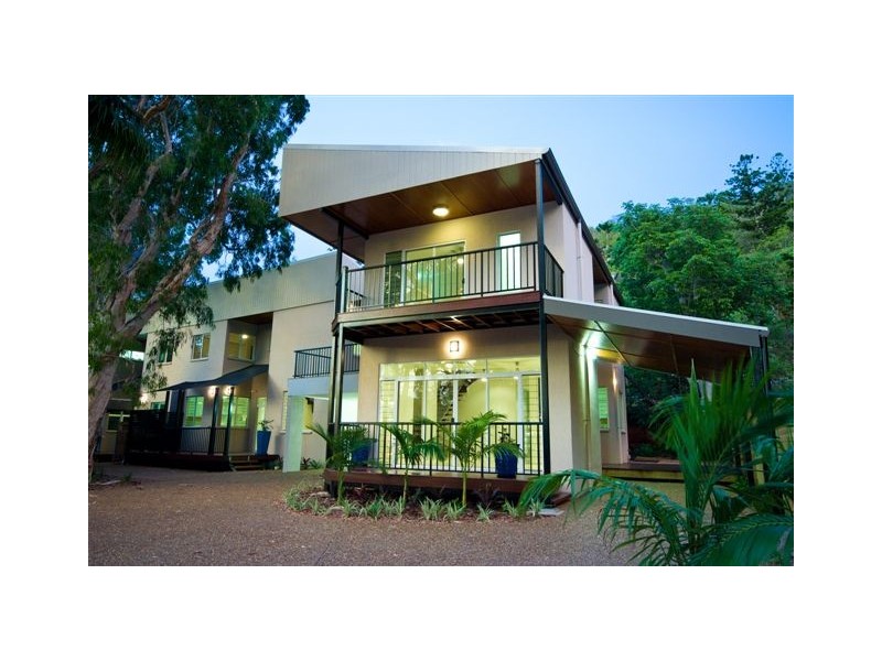 3 Boulder Court  Nelly Bay, Magnetic Island QLD 4819