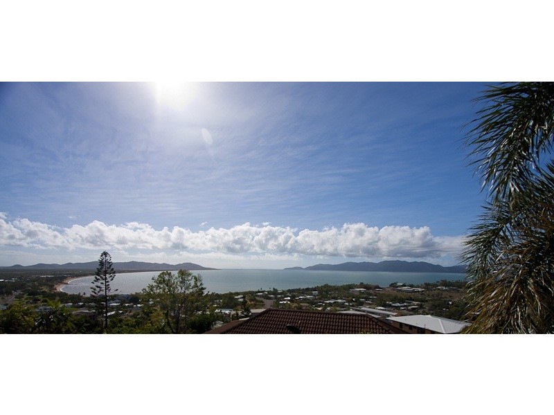 27 Yarrawonga Drive, Castle Hill QLD 4810