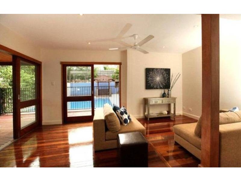 42 Stokes, Townsville City QLD 4810