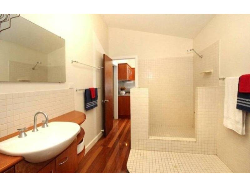 42 Stokes, Townsville City QLD 4810