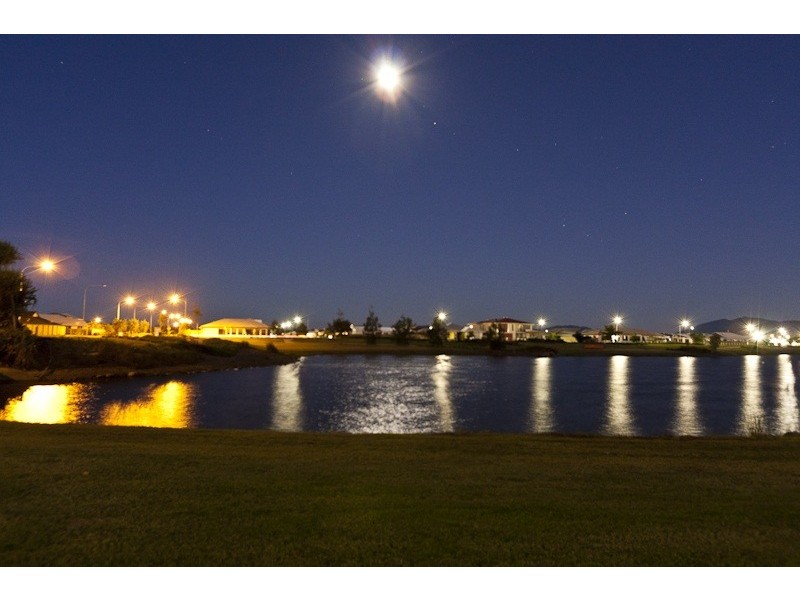 3 Waterfront Parade, Idalia QLD 4811