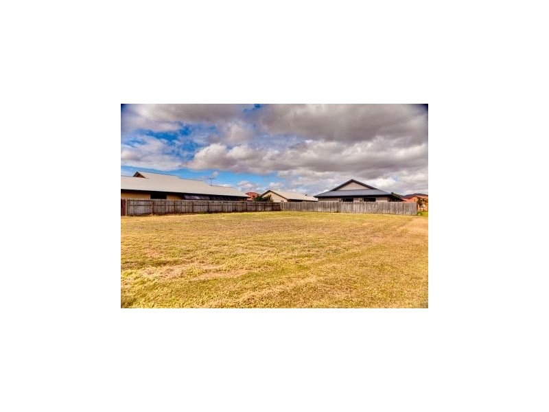 60 Lakeshore Circuit, Idalia QLD 4811