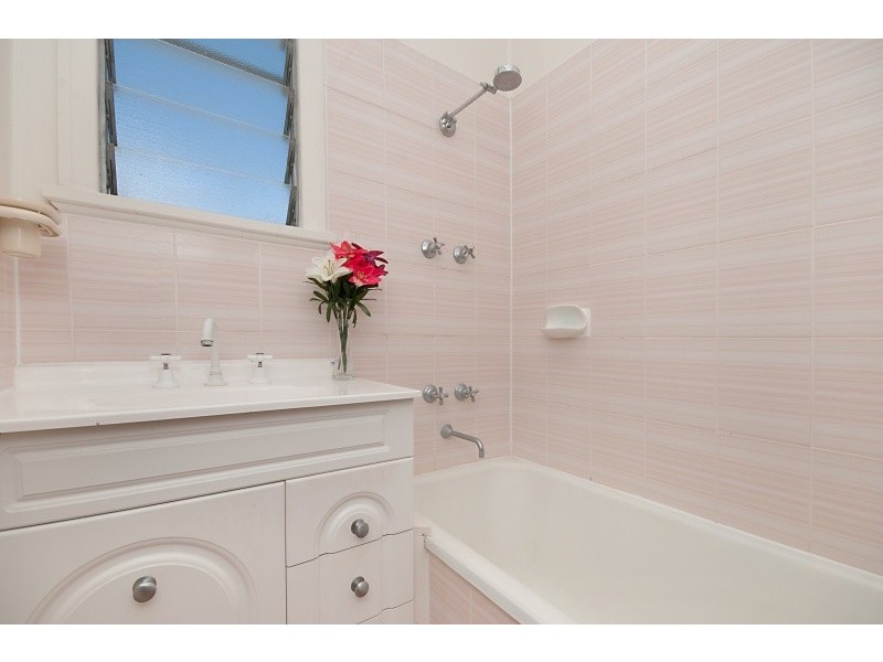 64 Eyre Street, North Ward QLD 4810