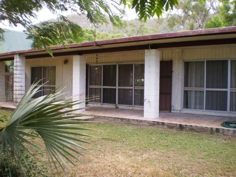 23 Mandalay Avenue Nelly Bay, Magnetic Island QLD 4819