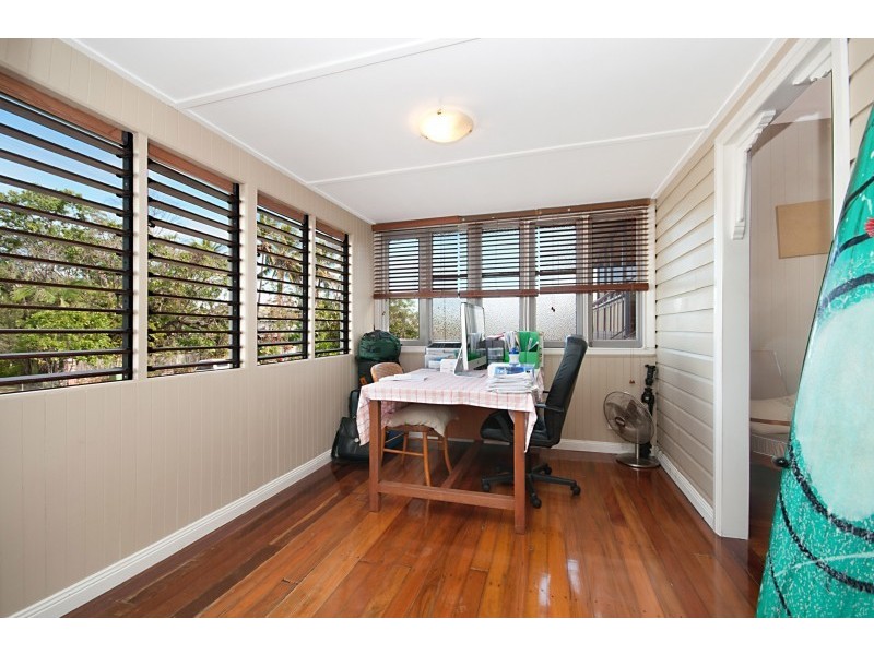 17 Seventh Street, Railway Estate QLD 4810