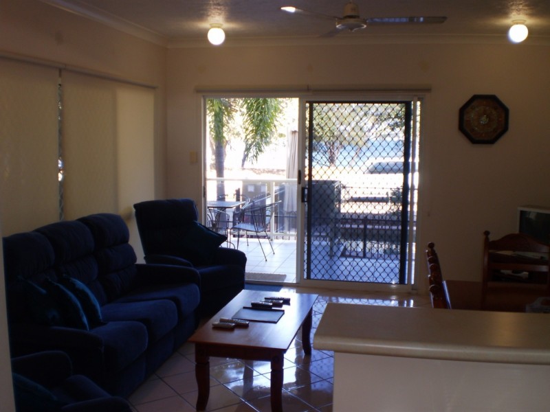 2/38 Marine Parade ARCADIA, Magnetic Island QLD 4819
