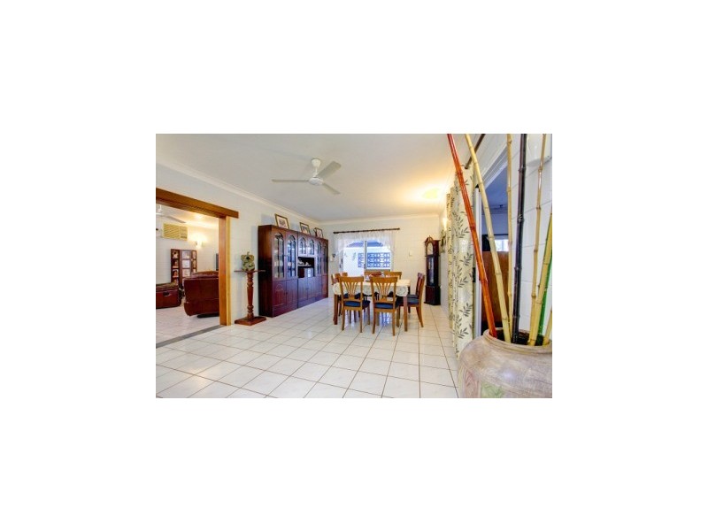 7 Shelley Street, Pallarenda QLD 4810