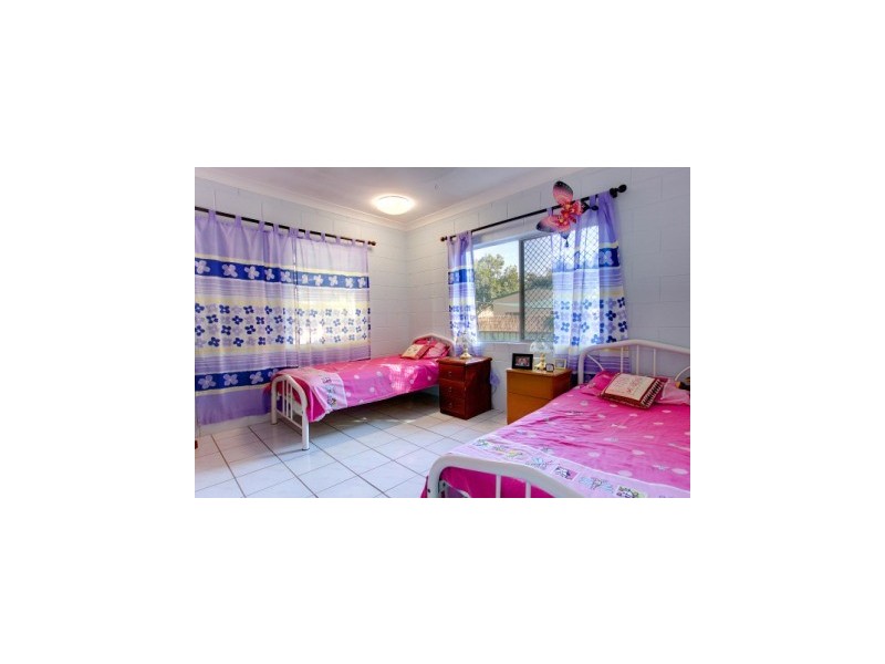 7 Shelley Street, Pallarenda QLD 4810