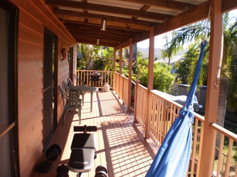 2 Somerset Court HORSESHOE BAY, Magnetic Island QLD 4819