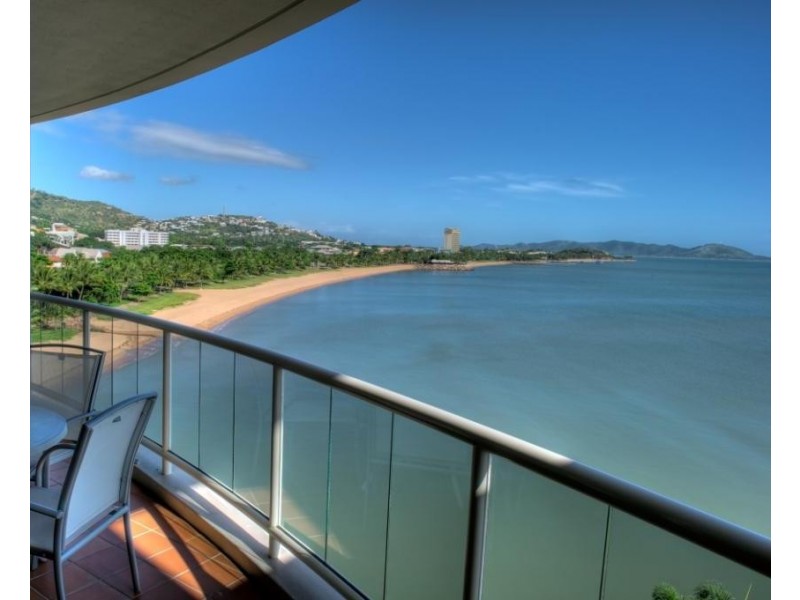 63/7 Mariners Drive, Townsville City QLD 4810