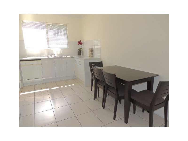 8/50 McIlwraith Street, South Townsville QLD 4810
