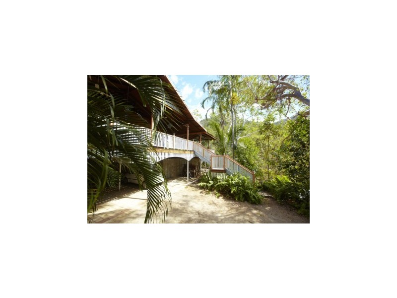 36 Lilac Street NELLY BAY, Magnetic Island QLD 4819