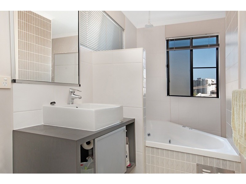 6/33 Plume Street, South Townsville QLD 4810