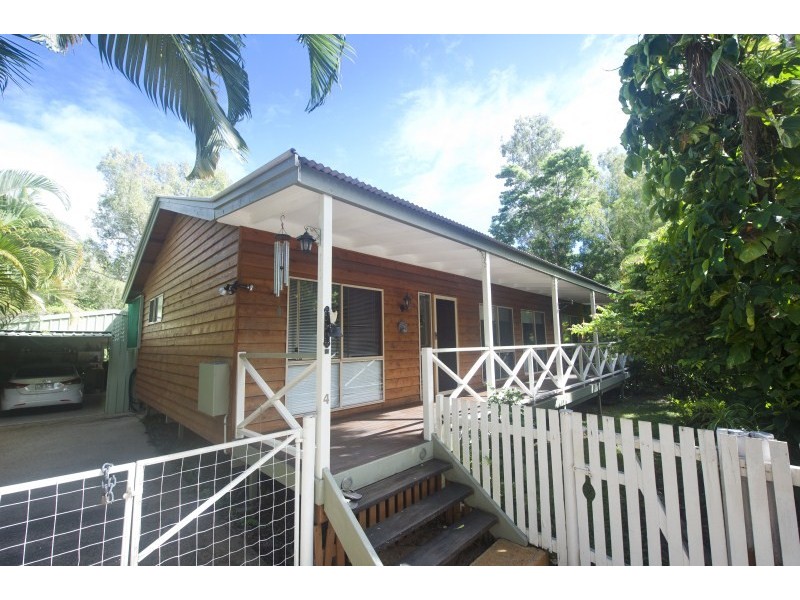 4 Rintoul Court HORSESHOE BAY, Magnetic Island QLD 4819