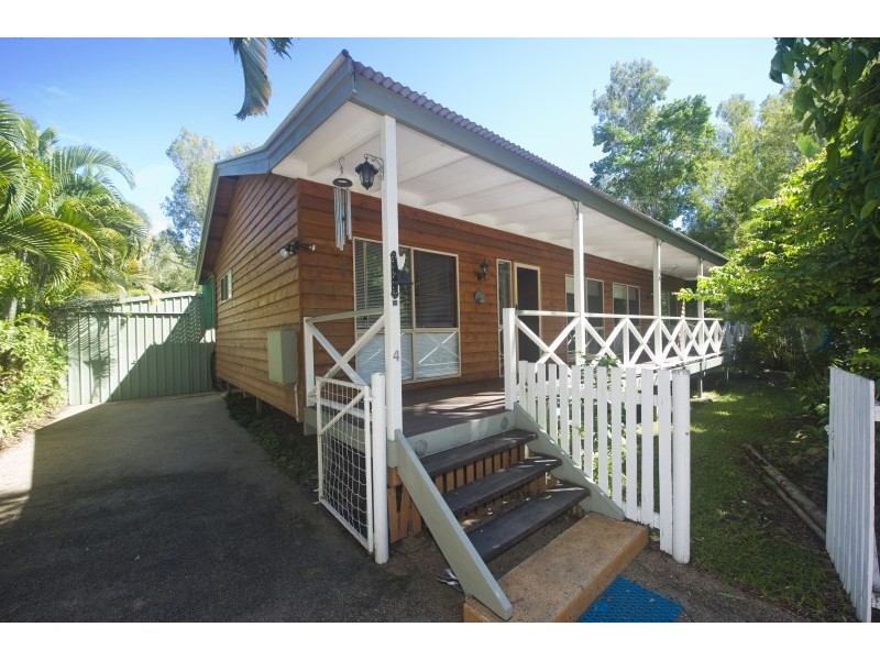 4 Rintoul Court HORSESHOE BAY, Magnetic Island QLD 4819