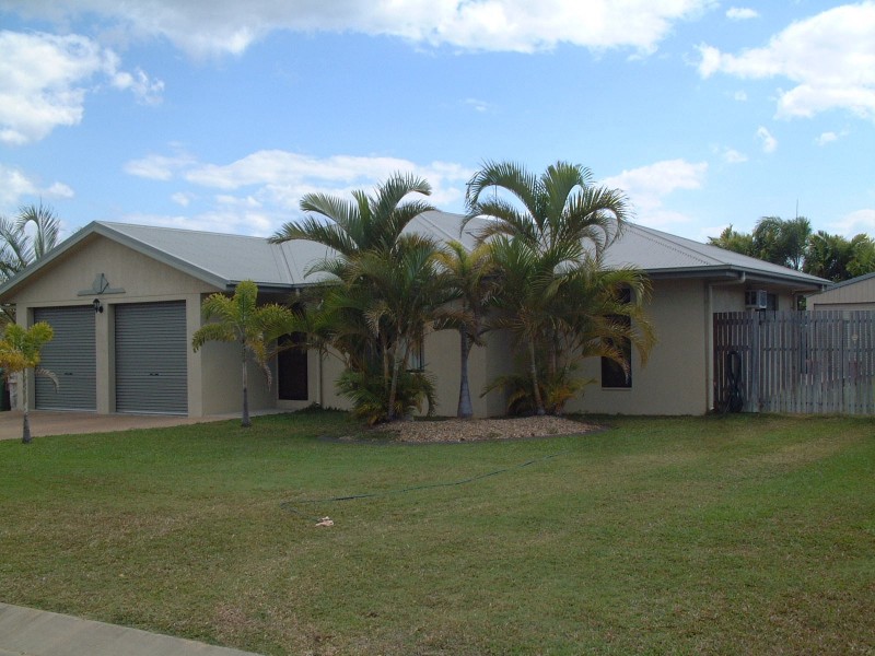 99 Thorn Street, Mount Louisa QLD 4814