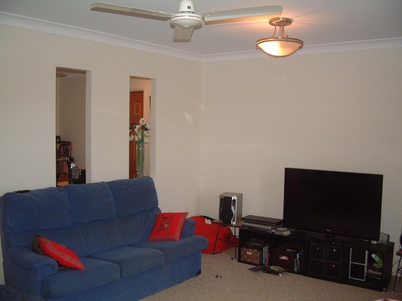 99 Thorn Street, Mount Louisa QLD 4814