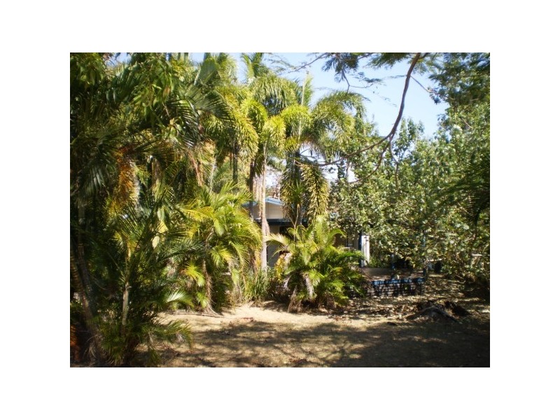 99 Horseshoe Bay Road HORSESHOE BAY, Magnetic Island QLD 4819