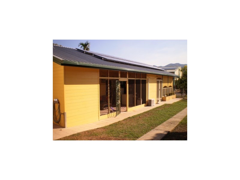 14 Somerset Street Horseshoe Bay, Magnetic Island QLD 4819