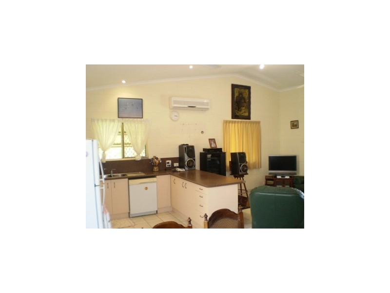 14 Somerset Street Horseshoe Bay, Magnetic Island QLD 4819