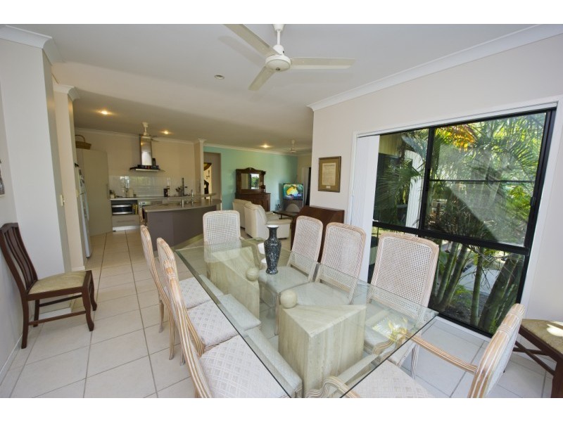 33 Yates Street NELLY BAY, Magnetic Island QLD 4819