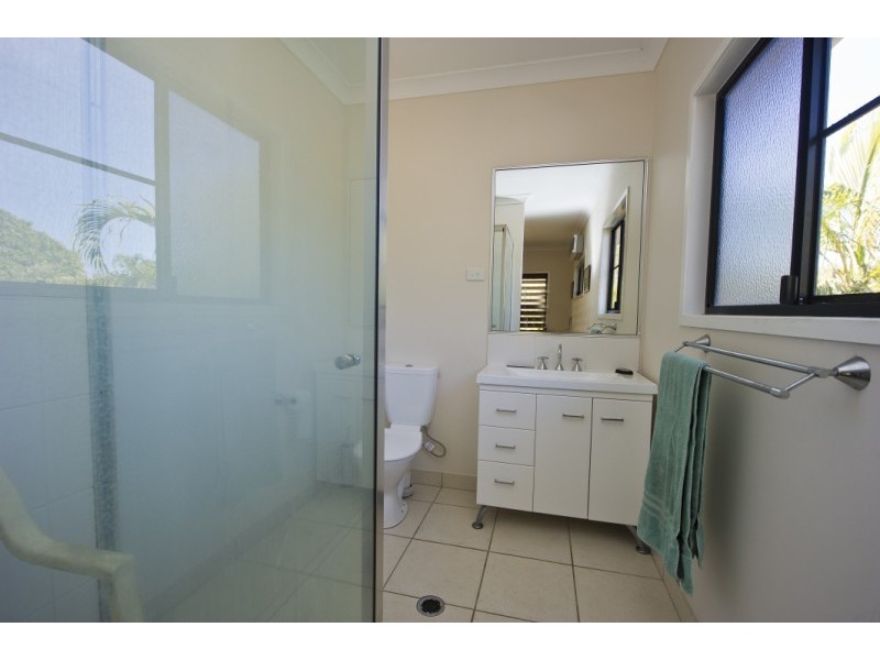 33 Yates Street NELLY BAY, Magnetic Island QLD 4819
