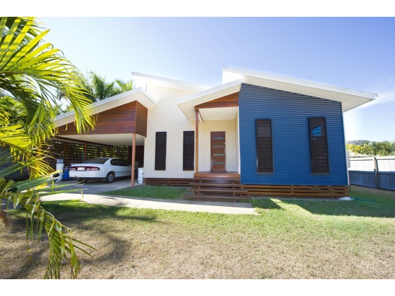 33 Yates Street NELLY BAY, Magnetic Island QLD 4819