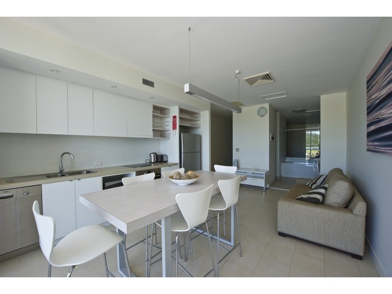 1402/146 Sooning Street Nelly Bay, Magnetic Island QLD 4819