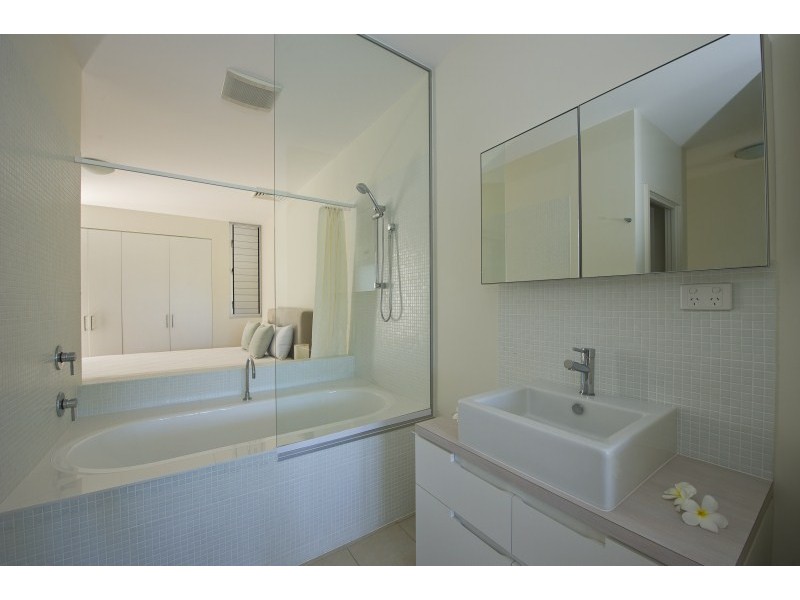 1402/146 Sooning Street Nelly Bay, Magnetic Island QLD 4819