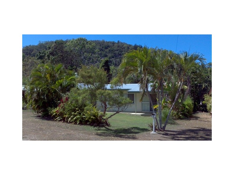 9 Osborn Court Nelly Bay, Magnetic Island QLD 4819