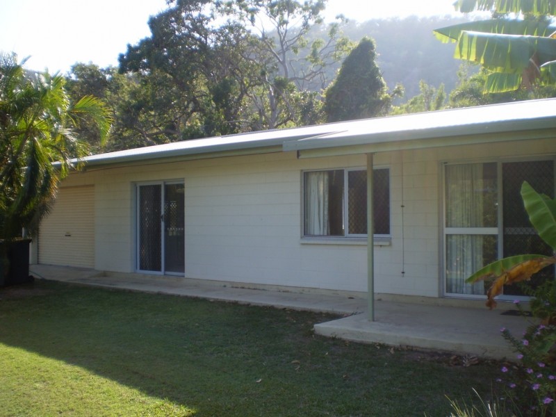 9 Osborn Court Nelly Bay, Magnetic Island QLD 4819