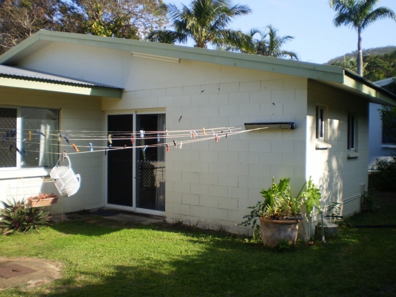 9 Osborn Court Nelly Bay, Magnetic Island QLD 4819