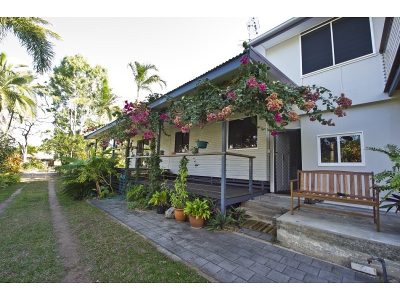 4 Birt Street Picnic Bay, Magnetic Island QLD 4819