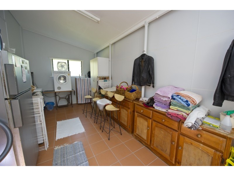4 Birt Street Picnic Bay, Magnetic Island QLD 4819