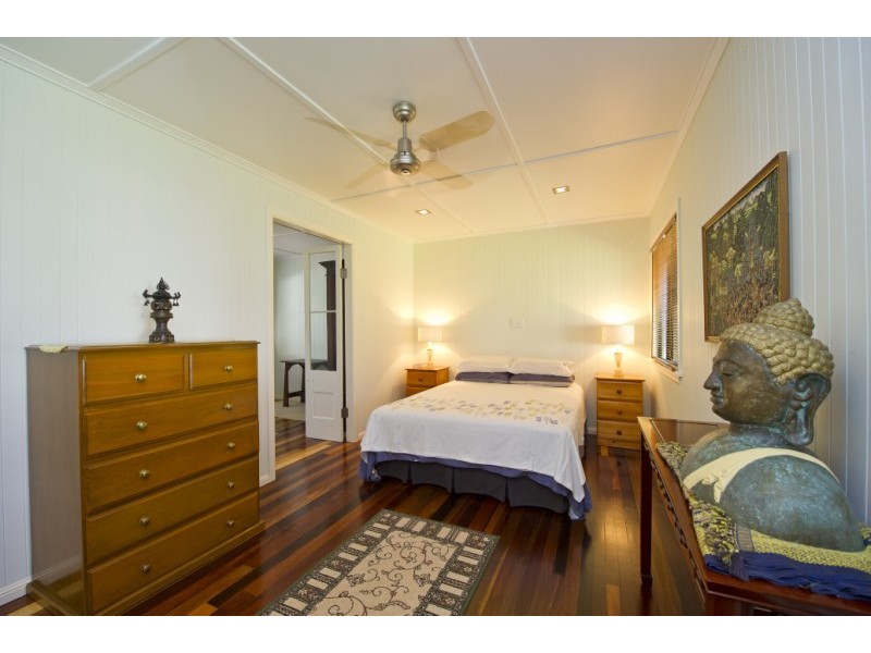 4 Birt Street Picnic Bay, Magnetic Island QLD 4819