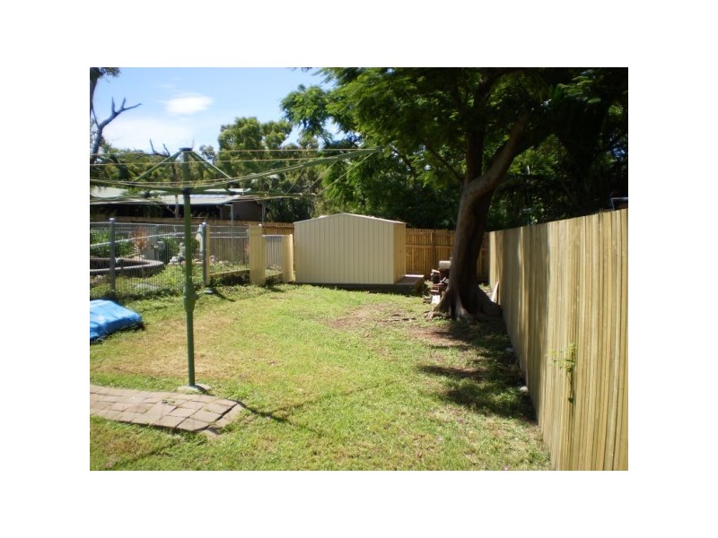 47 Wansfell St Picnic Bay, Magnetic Island QLD 4819
