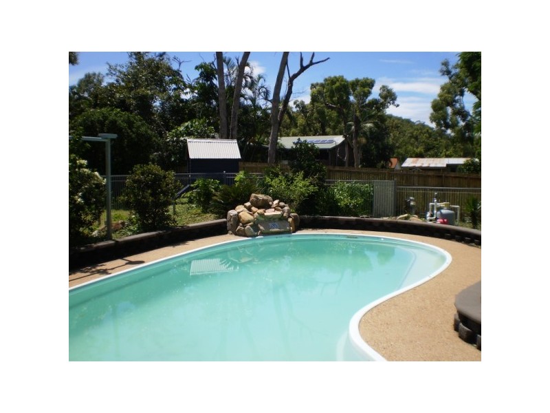 47 Wansfell St Picnic Bay, Magnetic Island QLD 4819