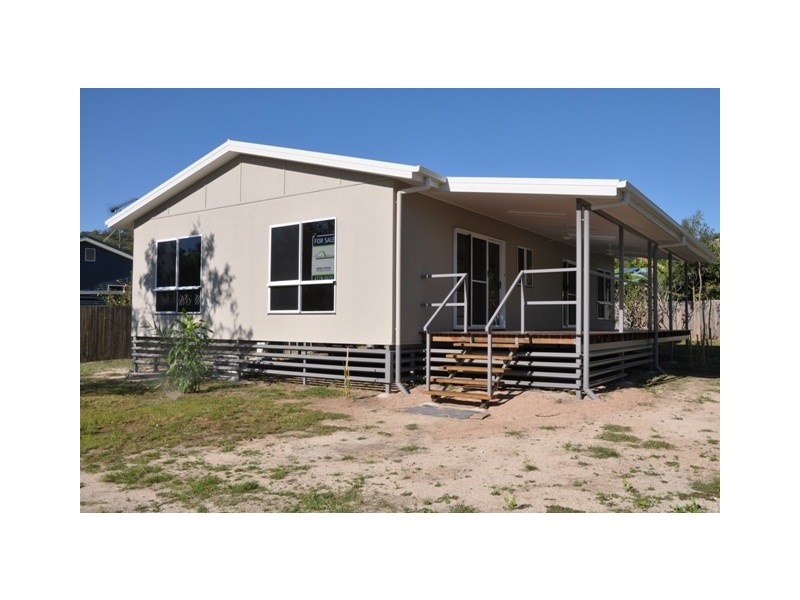 21 Corica Crescent Horseshoe Bay, Magnetic Island QLD 4819