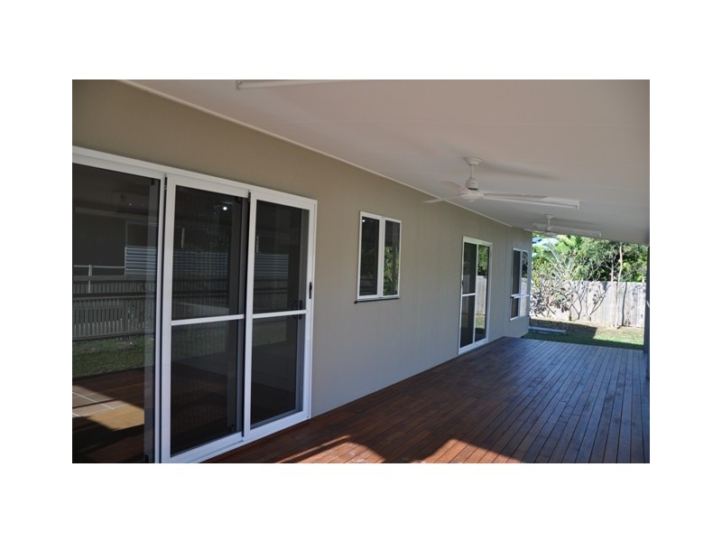 21 Corica Crescent Horseshoe Bay, Magnetic Island QLD 4819