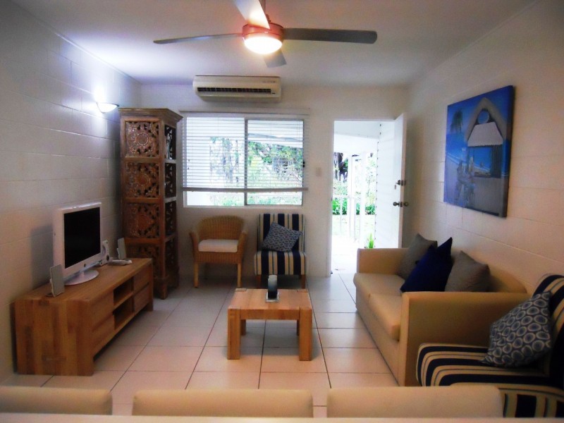 32  Marine Parade  Arcadia, Magnetic Island QLD 4819