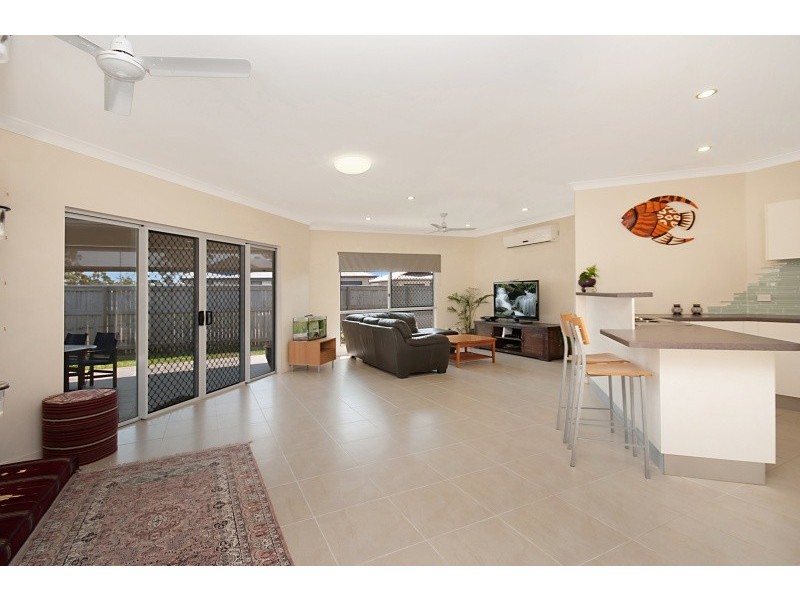 3 Tahlia Circuit, Mount Louisa QLD 4814