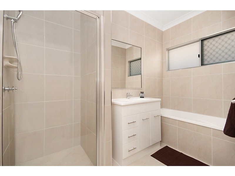 3 Tahlia Circuit, Mount Louisa QLD 4814